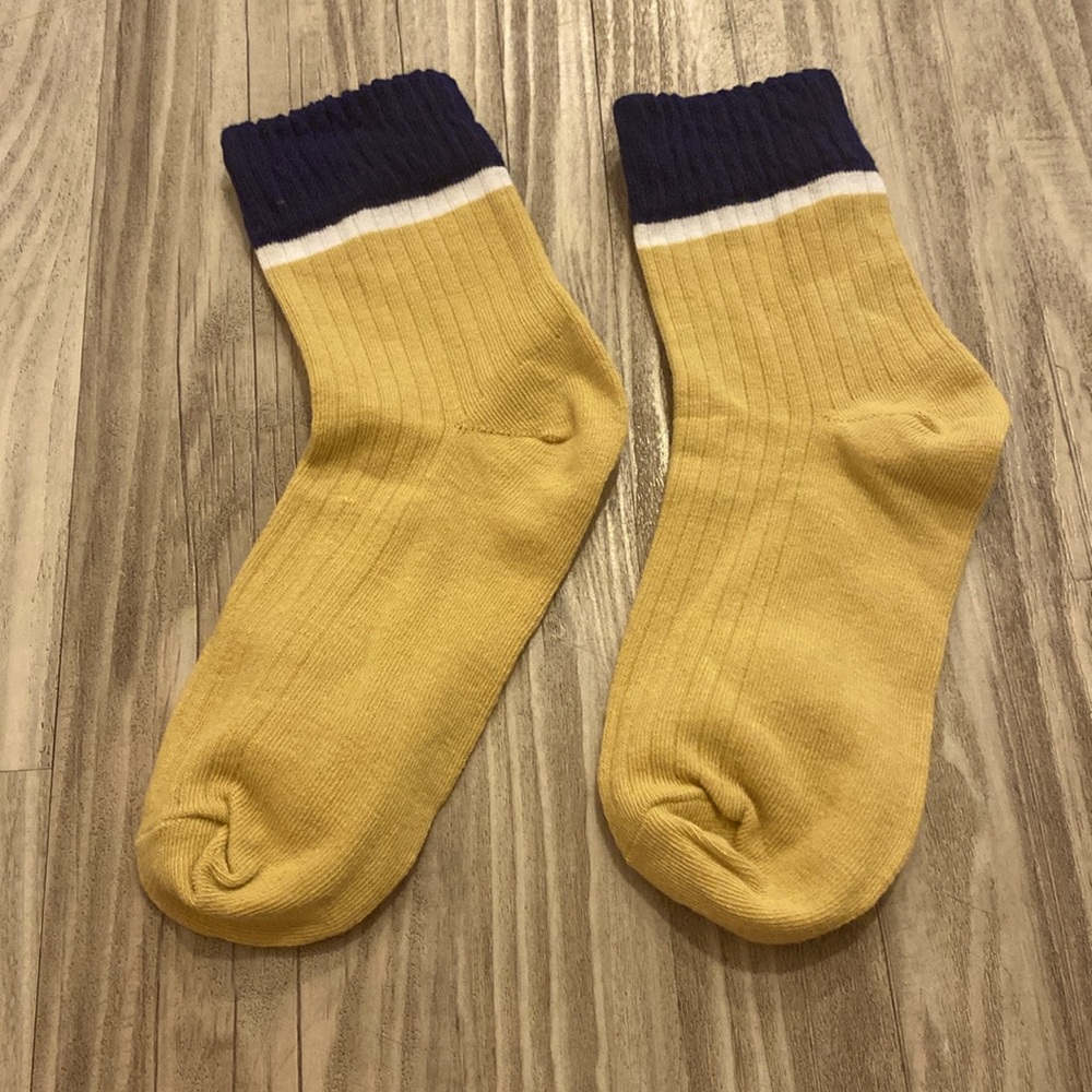 *(NEW)* *4 PCK SOCKS* (ALL UNIQUE PRINTS) 🧦 SHEIN - Picture 6 of 17